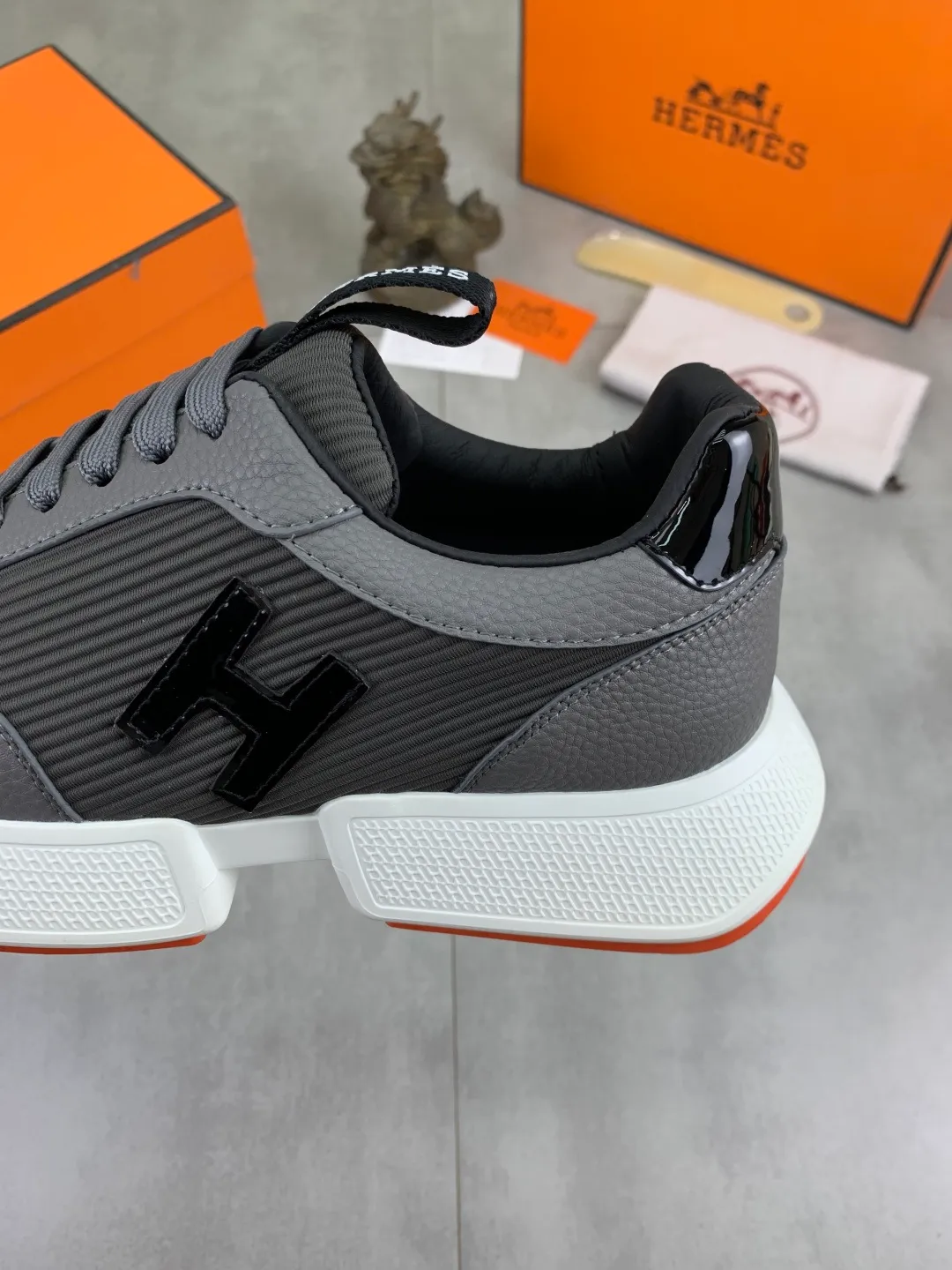 Men's men's shoes P460 new style [HERMES] Hermès - High-end quality original order - Upper: 🔝Nappa calfskin, sewn brand 'H' totem - Inner: water-dyed cowhide - Outsole: ultra-light TPU foam; molded outsole - Ultra-high quality control·Fine workmanship: highlighted (high-end·nobility·grade) -Size: 38-44 (45 can be customized)·